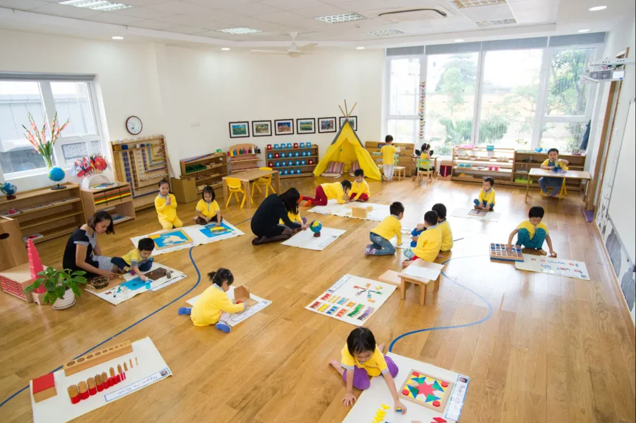 Key Benefits of Montessori Education